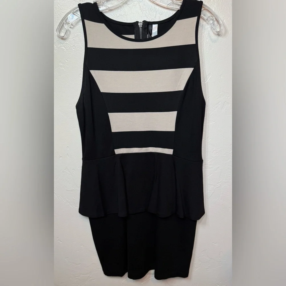 Kensie Black and Beige Striped Peplum Dress, size L - Picture 2 of 9